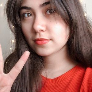 Meet your Posher, Naehna